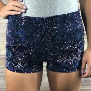 Ecote UO Velvet Carpet Pin-Up Short Size 4